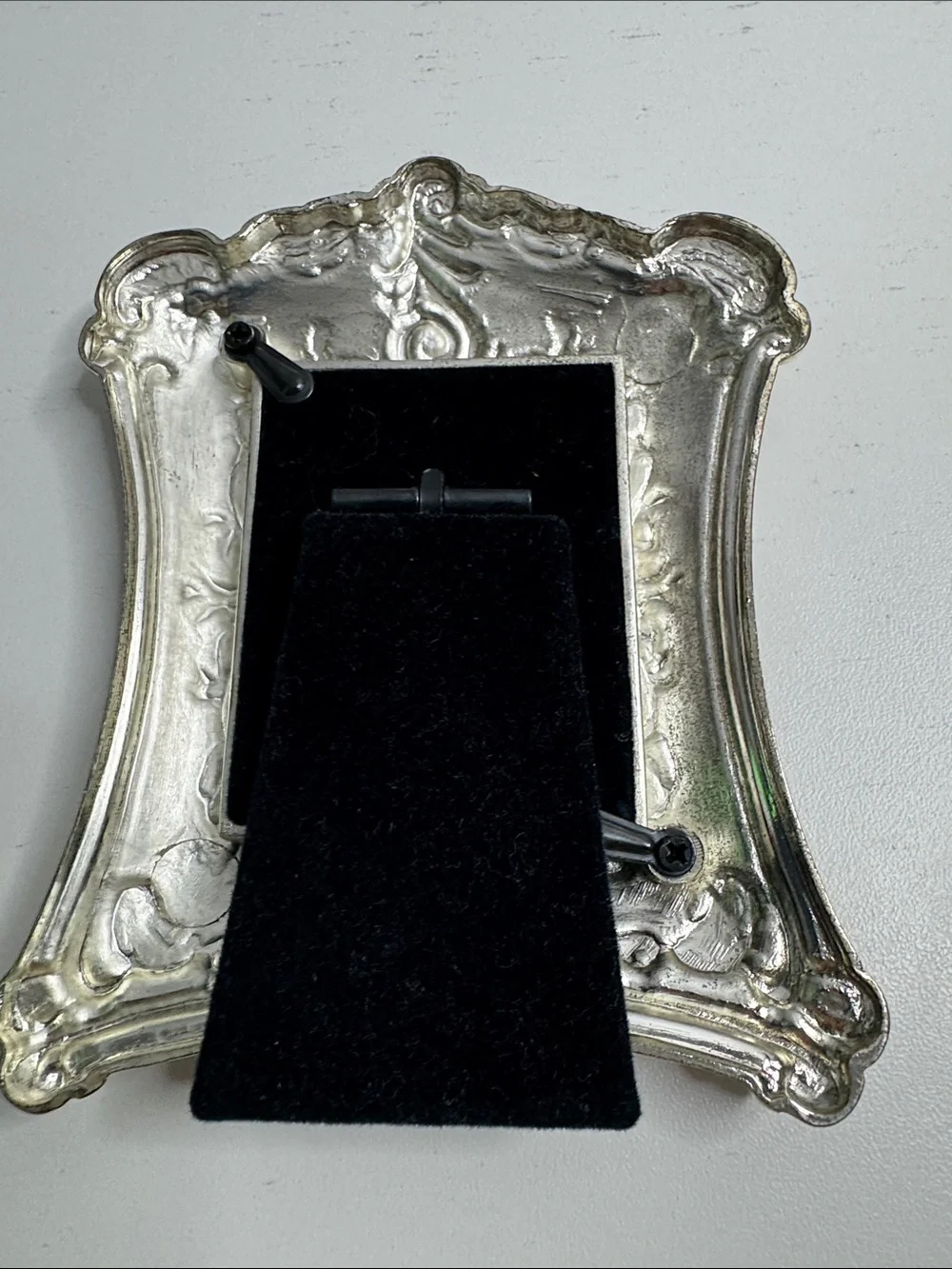 Vintage Style Ornate Silver Tone Mini Picture Frame – Baroque Rococo Glass Front